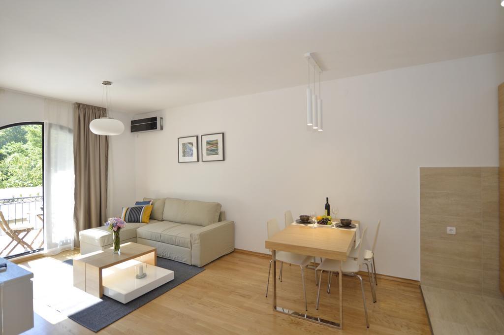 Posto Capitano C Group Apartment Kotor Luaran gambar