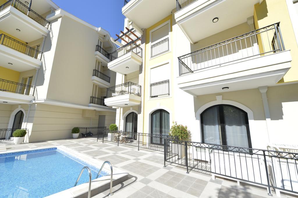 Posto Capitano C Group Apartment Kotor Luaran gambar